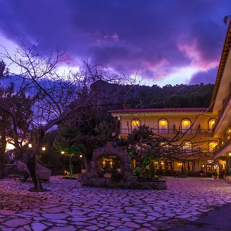 Steni 2* Στενή Δίρφυος