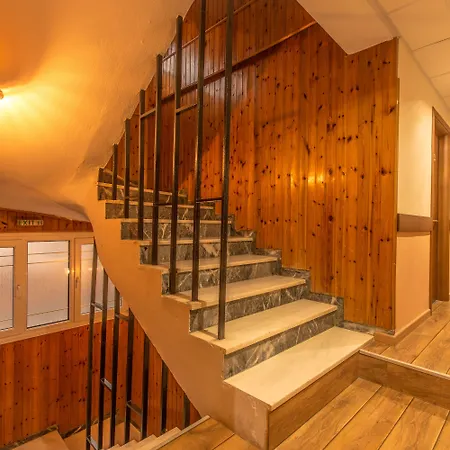 Ξενοδοχείο Steni 2*