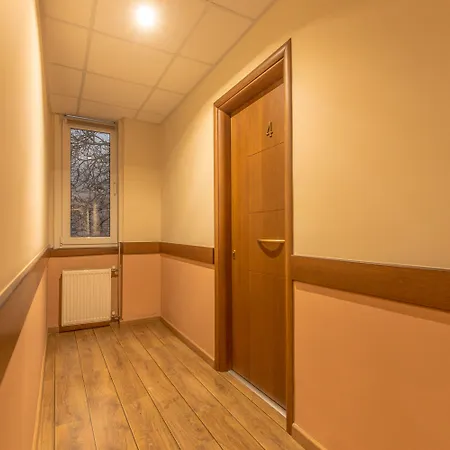 Steni Ξενοδοχείο 2*