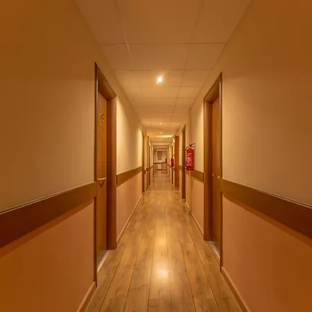 Hotel Steni Steni Dhirfios