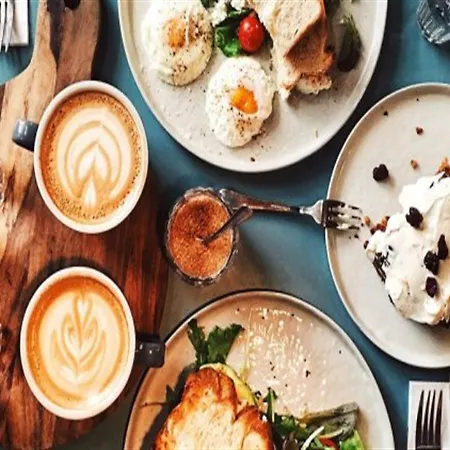 Steni Στενή Δίρφυος