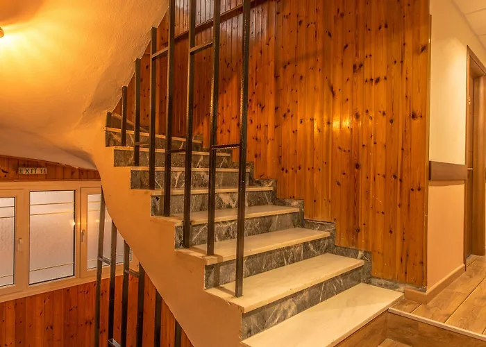 Ξενοδοχείο Steni 2*